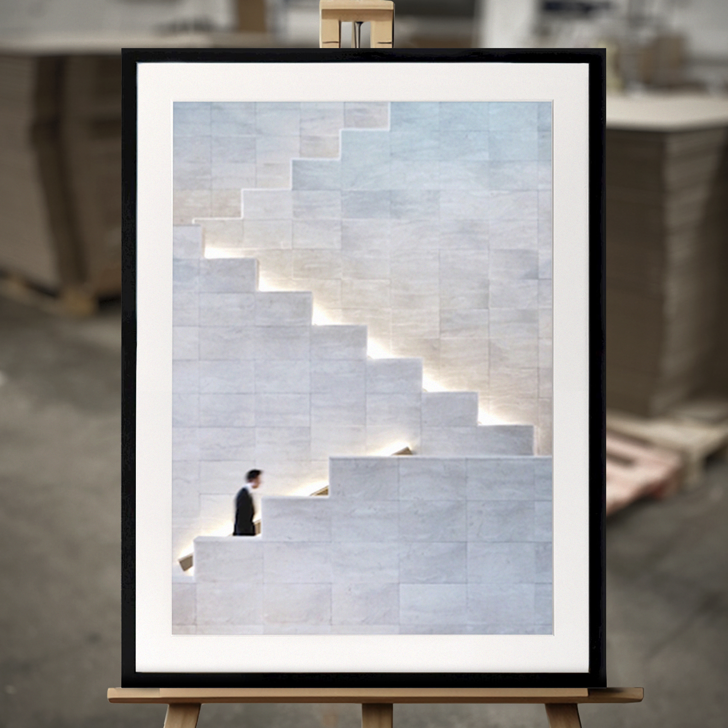 Gerahmtes Bild "Klettern an der Wand" - Fine Art Print in 50x70