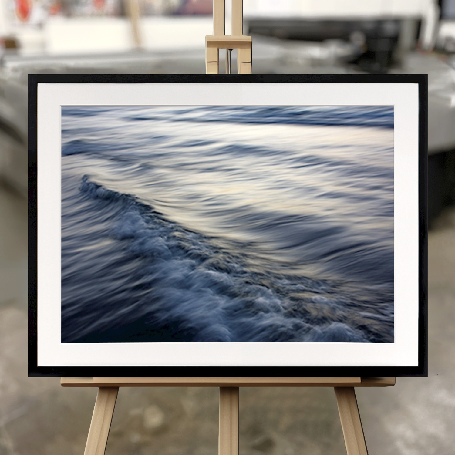 Framed Fine Art "The Uniqueness of Waves XXV" - Fine Art Print in 50x70 cm